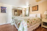 Large country home with 3 rooms and 3 baths - 4-Star