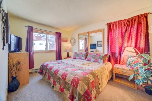 Affordable, updated, quiet, location, location, location! - 2-Star
