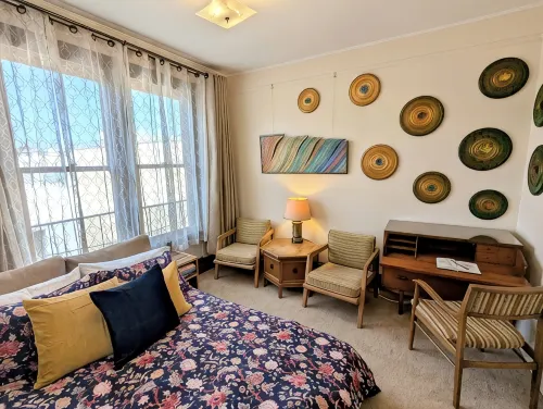Perfect Location - 4BD,1BA - Restored Redwood Home of SF Artists - Holiday Apartments