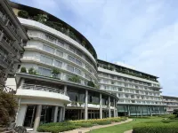 Arima Grand Hotel - Rooftop Pools