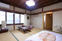 Hinode Ryokan - Homestay