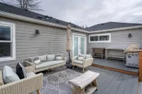 University Area Bungalow - The Moxie Harris House - 4-Star