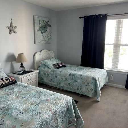 Newly Updated Resort Ocean Front Condo in Diamond Beach!