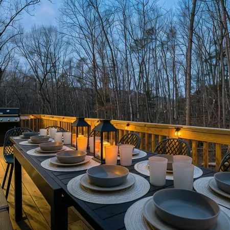 Modern Family Luxury, 6br, 5 bath, WOW factor! Sauna, Hot Tub, Game rms FirePit!