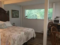 Country Comfort Apartment 8 miles from Round Top - 3-Star