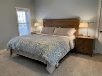 SPORTSMAN'S PARADISE, 5 Bedroom Home in Fort Peck, Montana - Wifi