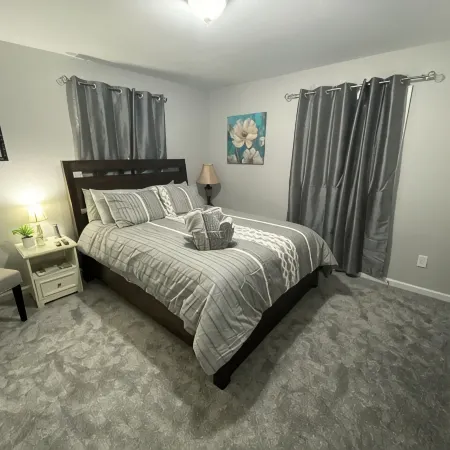 New!! Woodcrest Cottage - Close to Tri-Cities