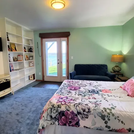 Ocean view modern guest suite with private beach access