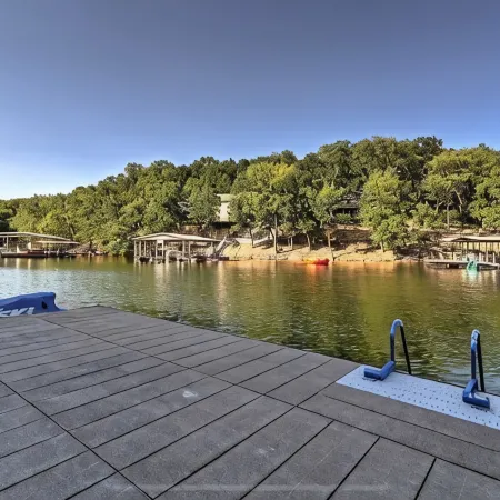 Lighthouse Retreat | 2Bed, 2 Bath | Quiet Cove | Boat Slip & Pool Access