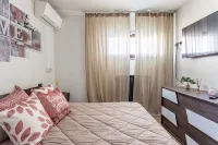 Apartment Old Lighthouse Beachside Haven - 10 minutes from the Airport - Condos