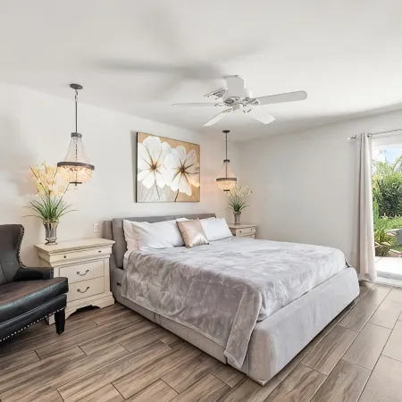 Gilbert Home, Walk to Downtown, Restaurants, Nightlife 10+ location!