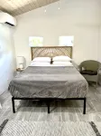 Downtown Tropical Studio - Apartments