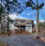 Cozy Cottage with beautiful Mountain View’s - close to wineries - Mountain view