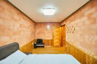 Cheorwon Hwagang Yellow Earth Pension - 3-Star