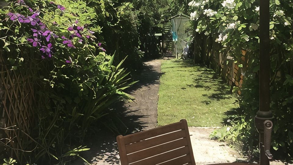 400 Year Old Grade II Listed Stone Cottage, Pilton; Glastonburyaa Gold Award