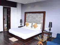 Hotel Solitaire Grand - Parkplatz
