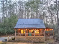 Private, Guest Favorite Cabin, Fire Pit, Close to Hiking and Downtown Clayton! - Chalets