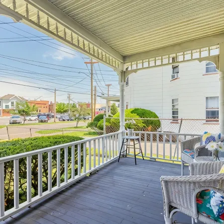 One bedroom apartment in downtown Canandaigua