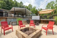 Charming 4-bedroom house with WiFi and AC in French Lick with country setting - Wifi