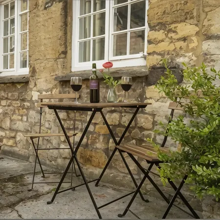 Beautiful Historic High Street Cottage in Burford