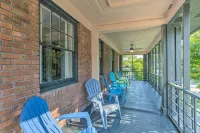 Modern and Stately Upper 2-bed in Historic Midtown - balcony