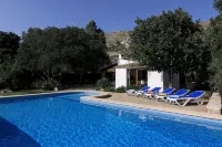 Family friendly villa with optional pool gate , close to Pollensa and the beach. - Villas