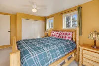 Modern mountain retreat! - Pet friendly - wi-fi - 3-Star