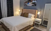 The Awan's Home - Villas