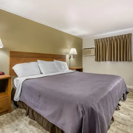 Econo Lodge Bellefonte I-99