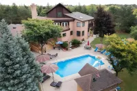 Newton Villa Hotels in Brampton