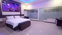 Hotel Solaris Các khách sạn ở Warureja