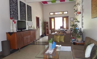 Merbabu Guest House