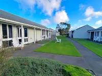 The Furlong Hotels near Puketarata Garden