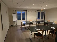 Hôtel inn design Sancé ex Kyriad Hôtels à : Replonges