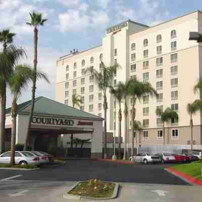 Courtyard by Marriott Baldwin Park Hotel Exterior