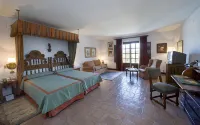 Parador de Plasencia Các khách sạn ở 
