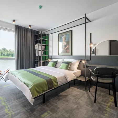 Joy 5 Hotel & Spa
