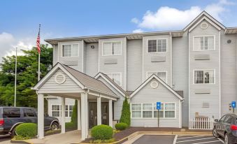 Microtel Inn & Suites by Wyndham Atlanta Airport