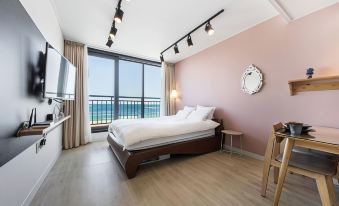 Goseong (Sokcho) Little Square Pension