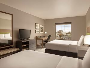 Country Inn & Suites by Radisson, Tampa Airport East-RJ Stadium