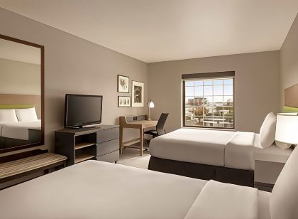 Country Inn & Suites by Radisson, Tampa Airport East-RJ Stadium