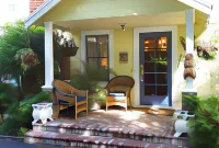 Bear Flag Inn