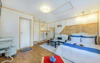 Inje Baekdam Fragrance Pool Villa