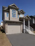 Boardwalk Homes - Executive Guest Rooms & Townhomes Hotel in zona Christie Digital Systems Inc