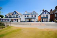 Penny Farthing Hotel & Cottages