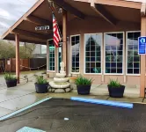 Maple Inn and Suites Los Banos Hotels in Merced County