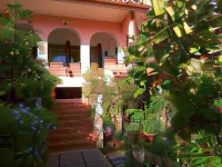Villa Corrias Hotels in Siliqua