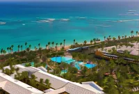 Iberostar Waves Punta Cana فنادق في بونتا كانا