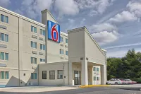 Motel 6 York, PA - North Hotels in Manchester Township