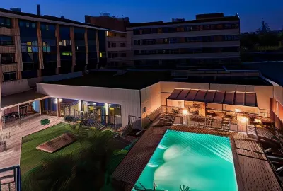 Best Western le Galice Aix Centre-Ville Hotels near Carrieres de Bibemus